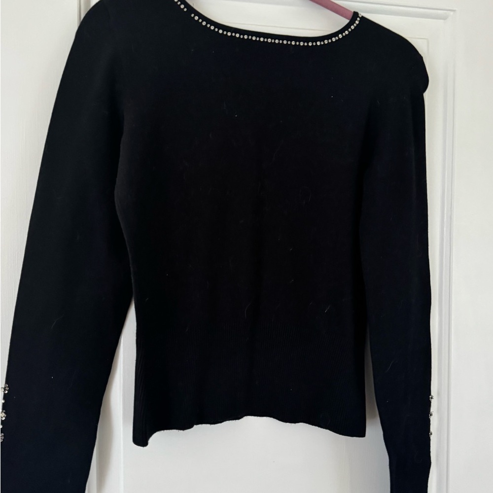 ❤️‍🔥50%❤️‍🔥 Cache Black Sweater with Rhinestone Detailing - Picture 3 of 7